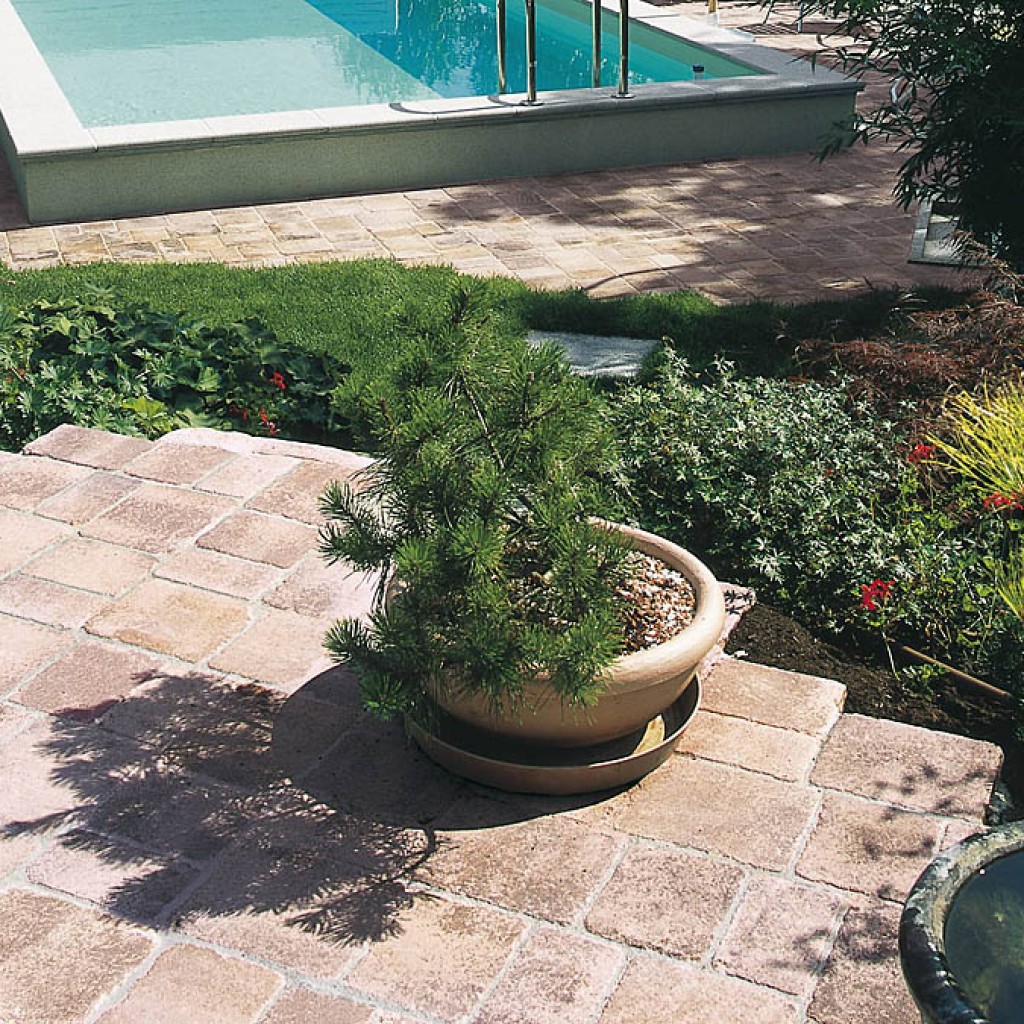 Semmelrock C  kő | Lávavörös