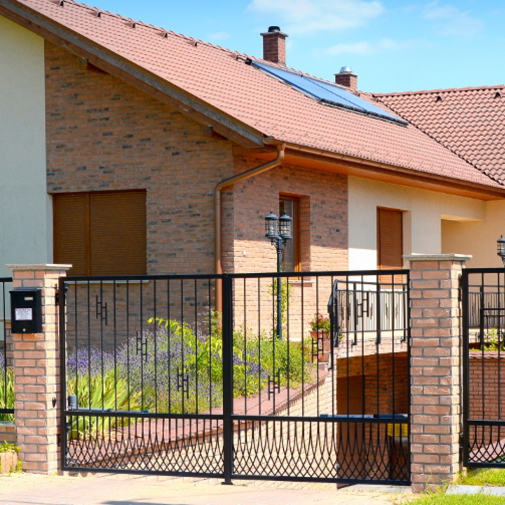 Manu Dockland Falburkolat